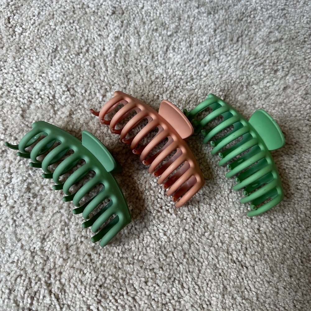 Claw Clips 😊